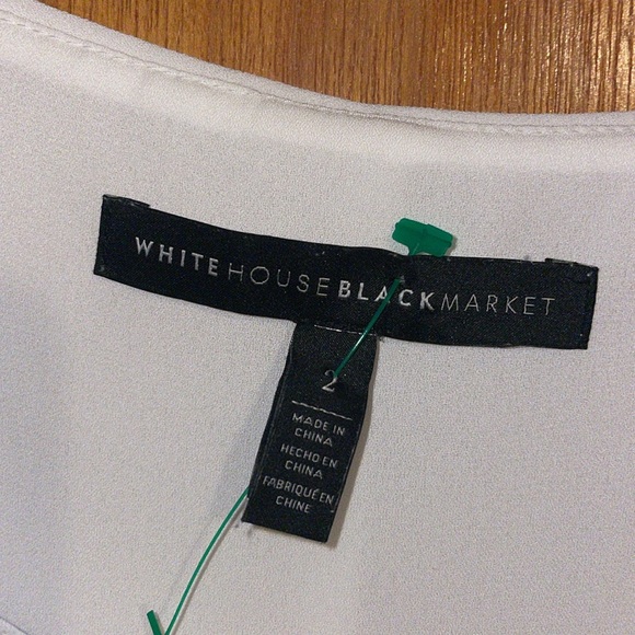 •WHITE HOUSE BLACK MARKET•NWOT WHITE CHIFFON KEYHOLE FLOWY LACE BLOUSE SIZE 2 - Picture 6 of 10